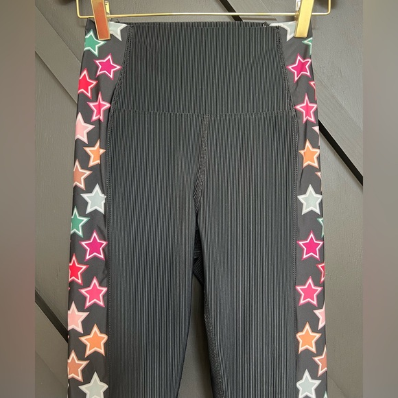 BEACH RIOT Megan Legging in Fantasy Star, Size Medium - Picture 5 of 9